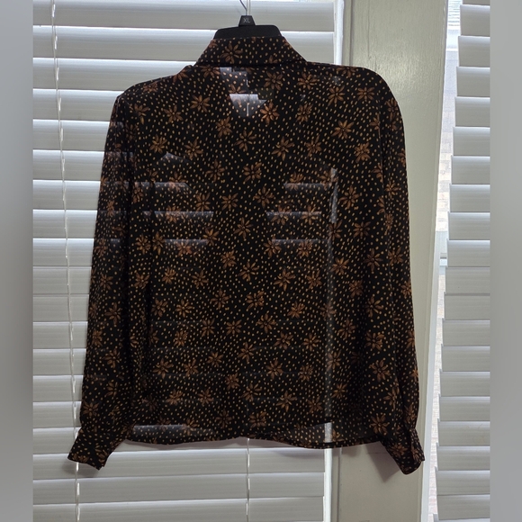 Oui Petites Womens Sheer Blouse with Brown Floral Design EUC size 6 - Picture 5 of 12